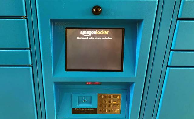 Fai consegnare la spedizione di flessibile scarico al Locker